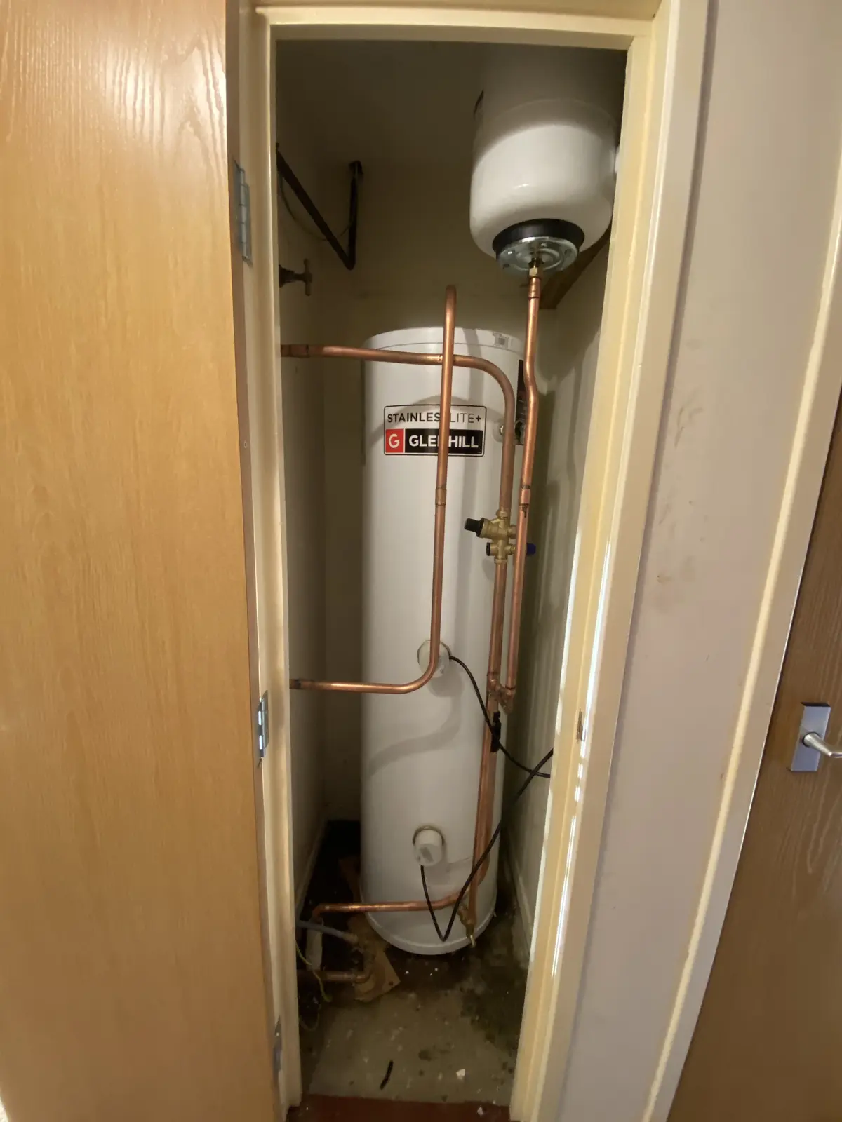 Gledhill unvented hot-water cylinder installed in West Lothian